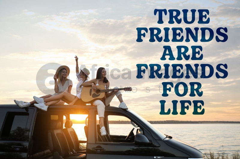 Like A Child Be Happy For No Reason. Inspirational quote saying that you don't need anything to feel happiness. Text against view of cheerful friends having fun on car roof at sunset