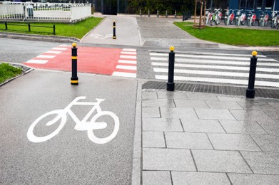 View on pedestrian crossing and bike way in city